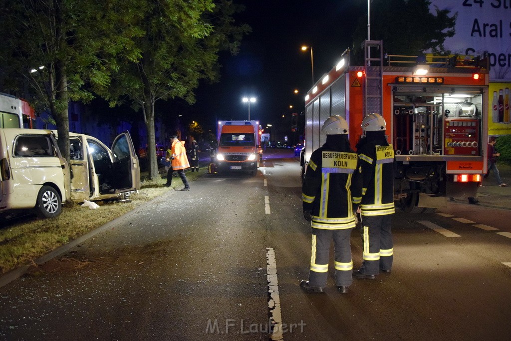 VU PKW Strab Koeln Niehl Amsterdamerstr Friedrich Karlstr P004.JPG - Miklos Laubert